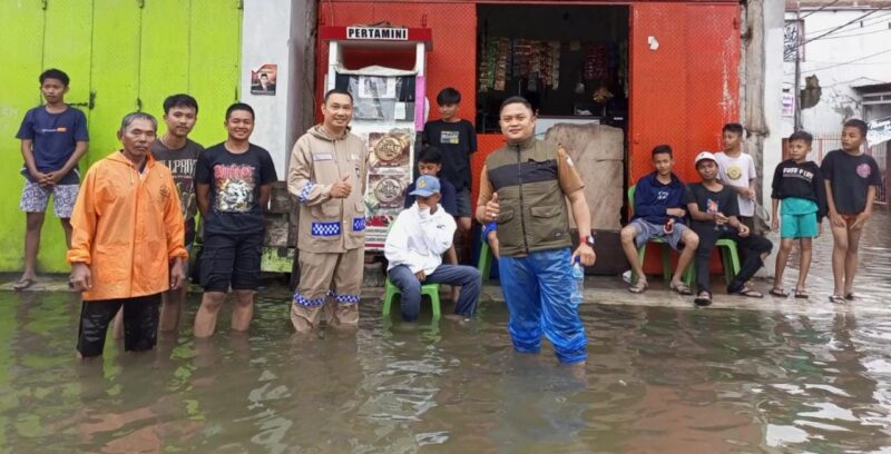Lurah Maccini Sombala meninjau beberapa lokasi terdampak banjir di kelurahan maccini sombala bersama stakeholder