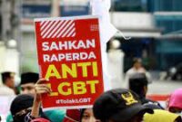 ilustraasi penolakan lgbt di kalangan  masyarakat.